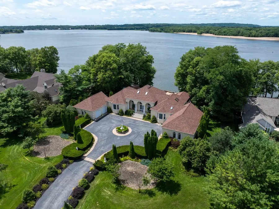 16908 River Road N, Cordova, IL 61242 - #2