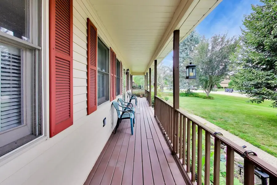 38172 N Holdridge Avenue, Beach Park, IL 60087 - #3