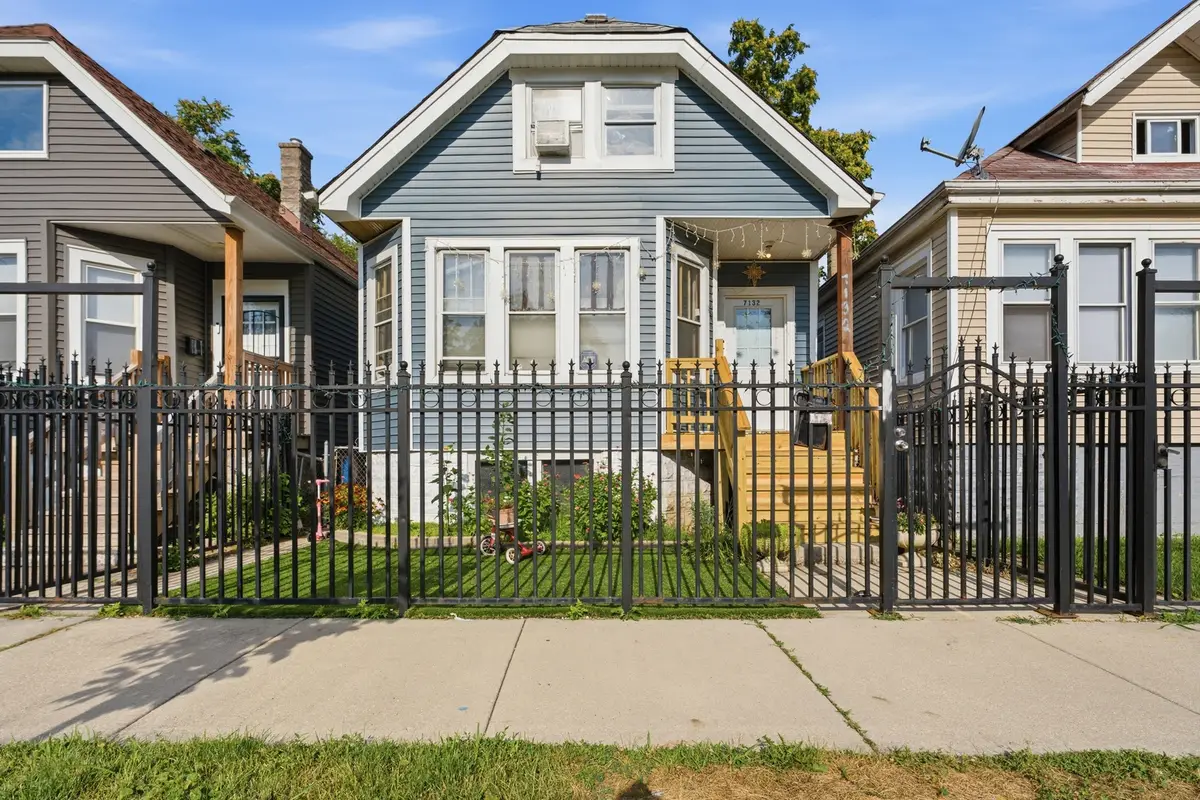 7132 S Hermitage Avenue, Chicago, IL 60636 - #1