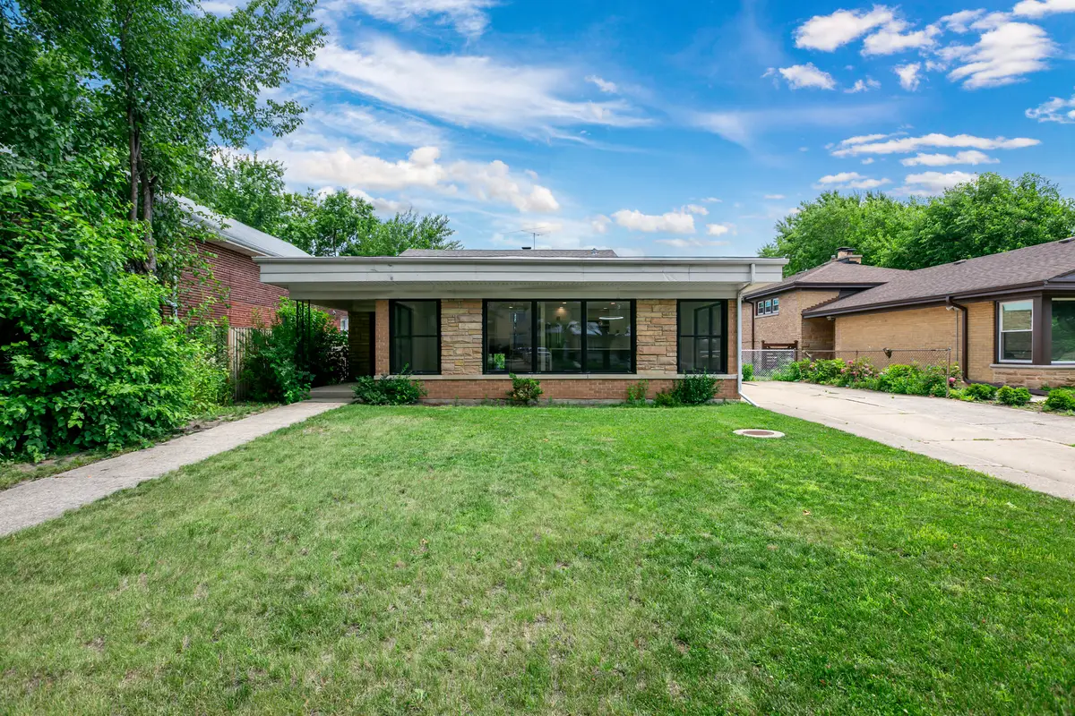 7323 N Kedvale Avenue, Lincolnwood, IL 60712 - #1