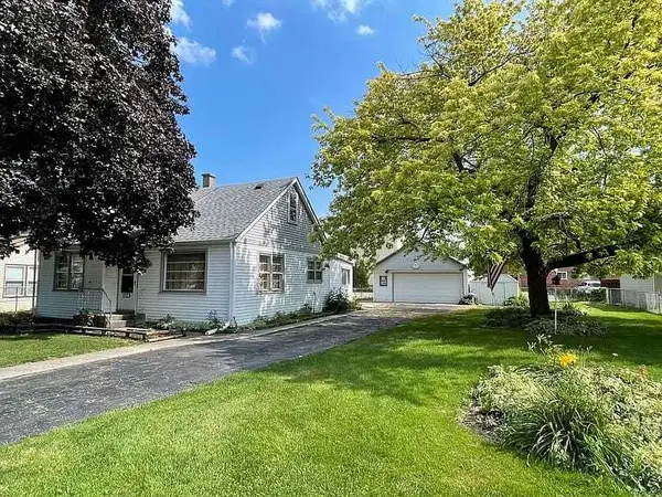 6321 W 99th Street, Oak Lawn, IL 60453