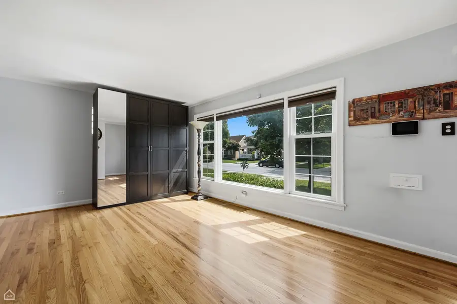4834 N Mulligan Avenue, Chicago, IL 60630 - #3