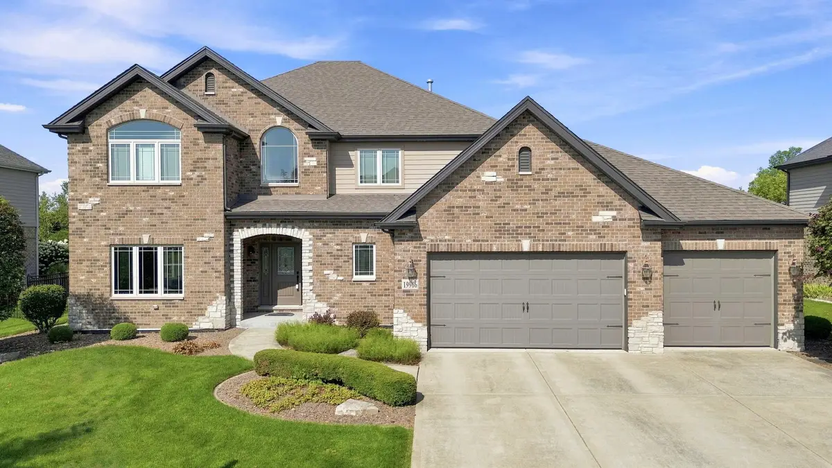 19966 Laporte Meadows Drive, Frankfort, IL 60423 - #1