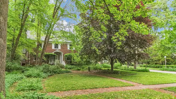 402 W Pennsylvania Avenue, Urbana, IL 61801