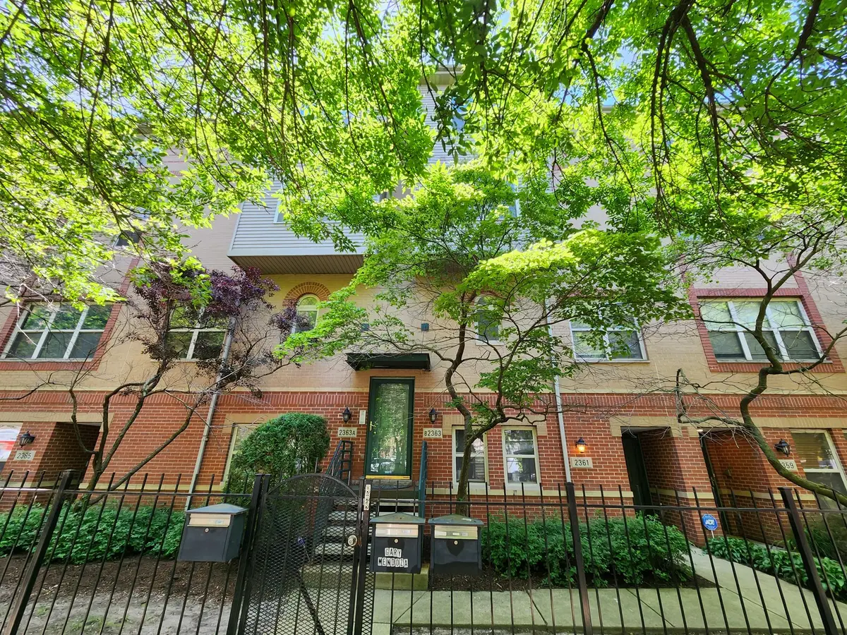 2363 E 70th Place #B, Chicago, IL 60649 - #1