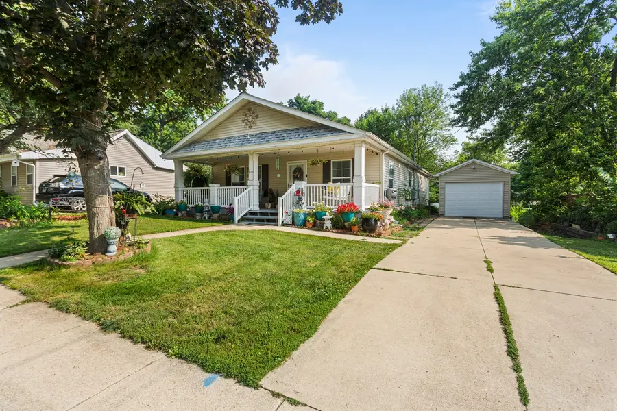 410 Franklin Street, Mahomet, IL 61853 - #3