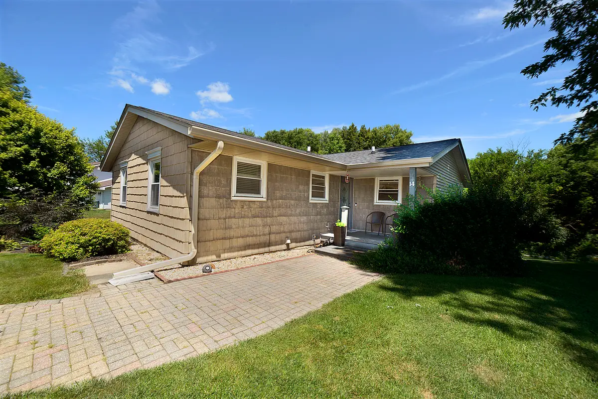 14 Bona Terra Drive, Ottawa, IL 61350 - #1