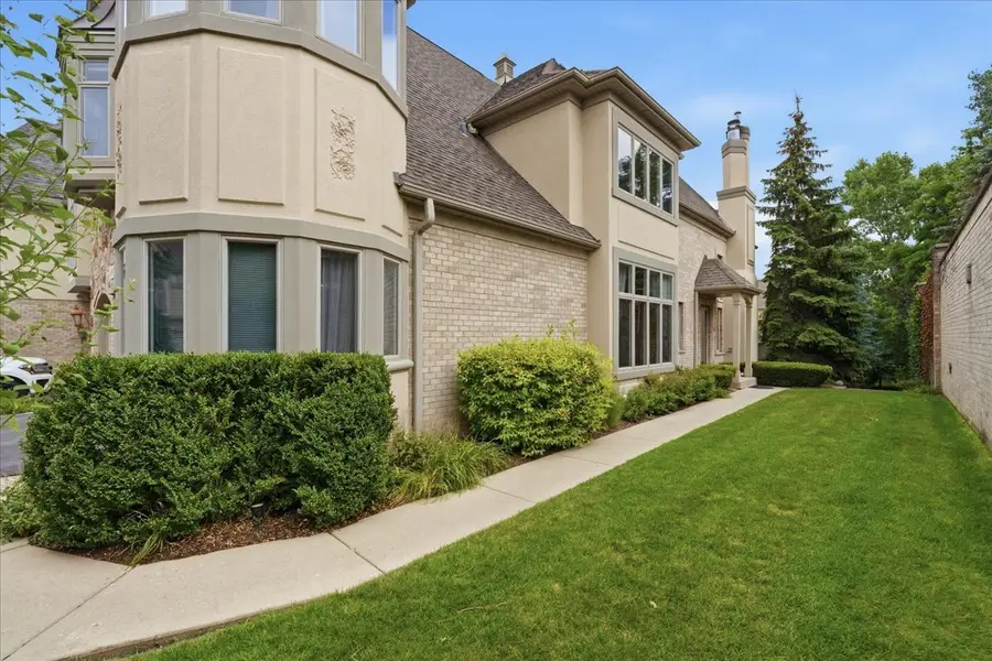 1591 S Paul Le Comte Court, Palatine, IL 60067 - #2