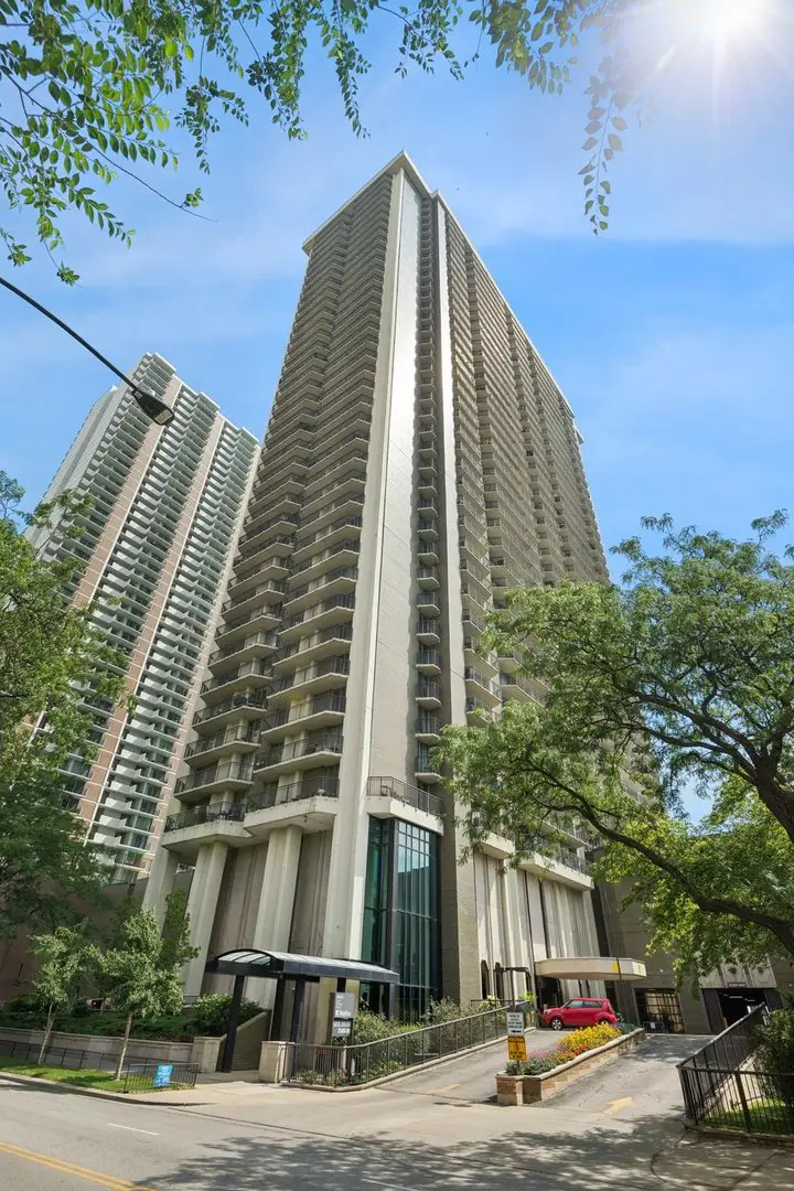 6007 N Sheridan Road #27B, Chicago, IL 60660 - #1