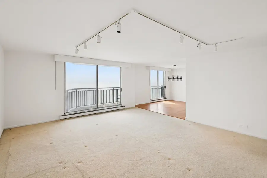 6007 N Sheridan Road #27B, Chicago, IL 60660 - #2