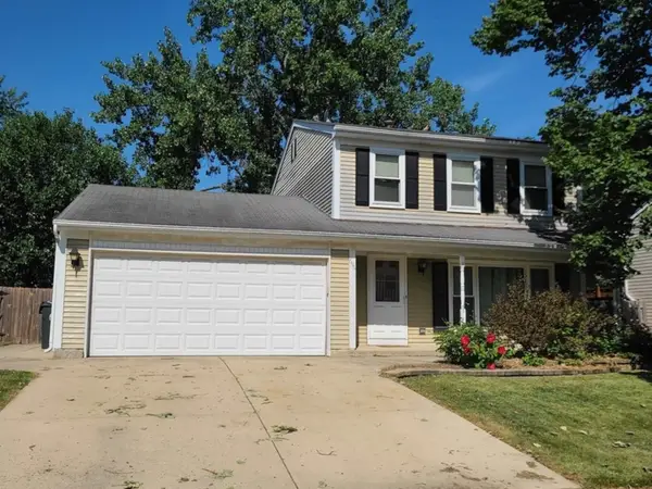 696 Shining Water Drive, Carol Stream, IL 60188