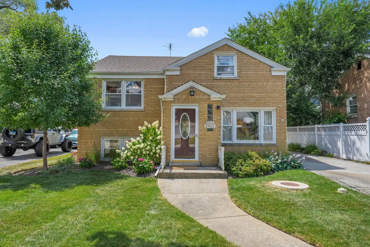 2412 S 23rd Avenue, Broadview, IL 60155 - #1