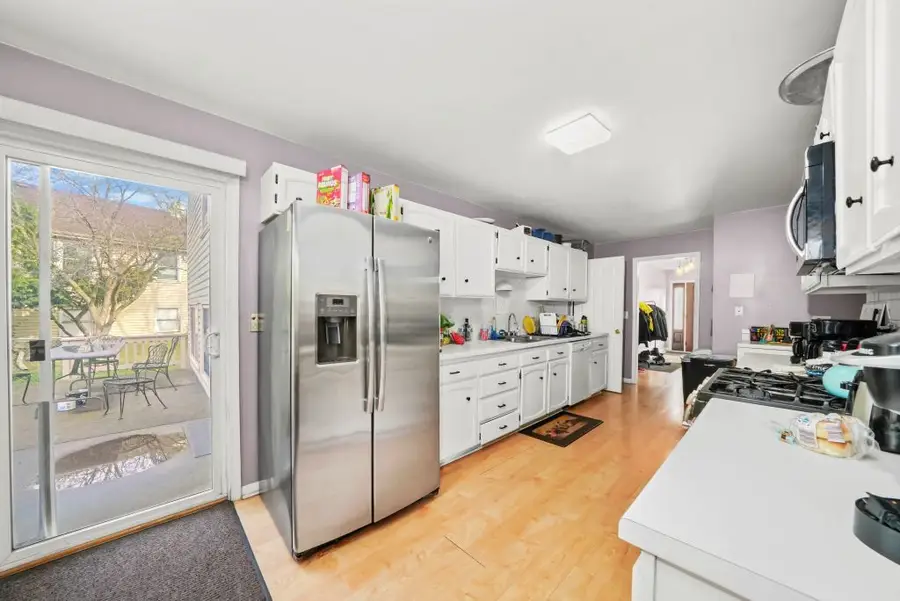 304 Sutherland Lane, Bloomingdale, IL 60108 - #3