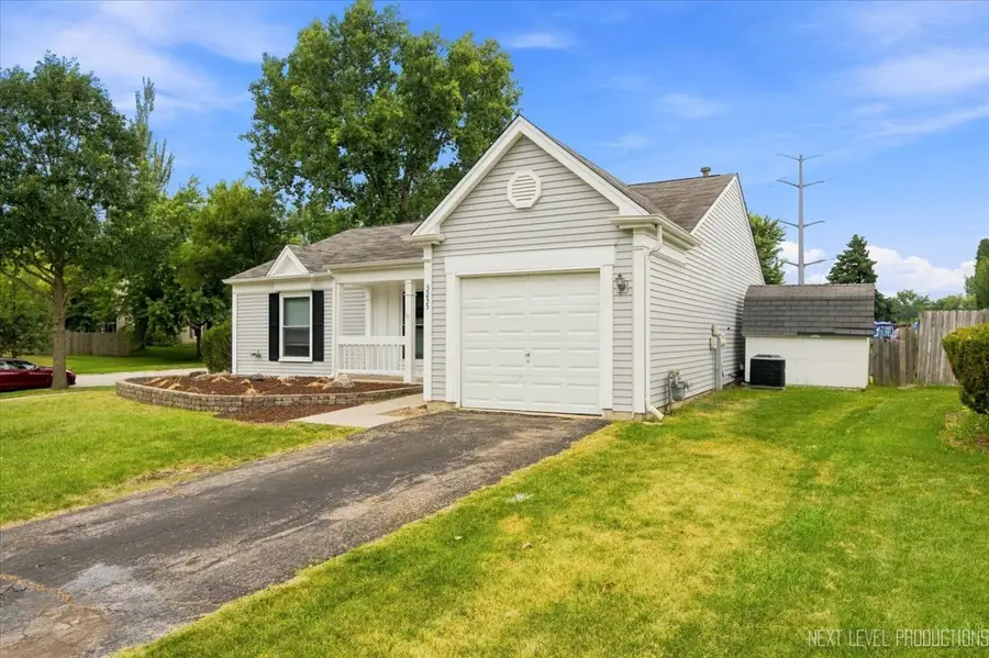 3235 Blaine Court E, Aurora, IL 60504 - #2
