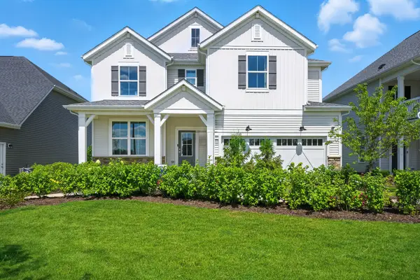 165 Oak Chase Road, New Lenox, IL 60451
