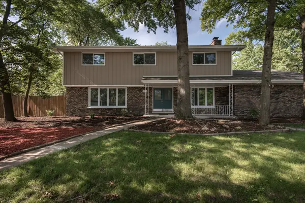 17152 Kenwood Avenue, South Holland, IL 60473