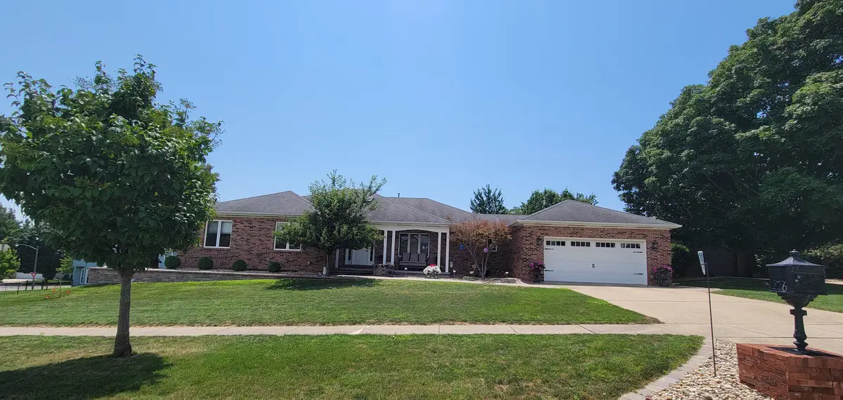 6 Cobblestone Court, Bloomington, IL 61704 - #1