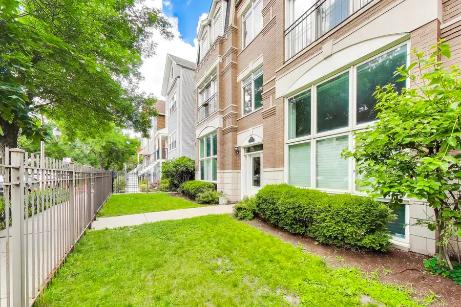 3111 N Seminary Avenue #1N, Chicago, IL 60657 - #2
