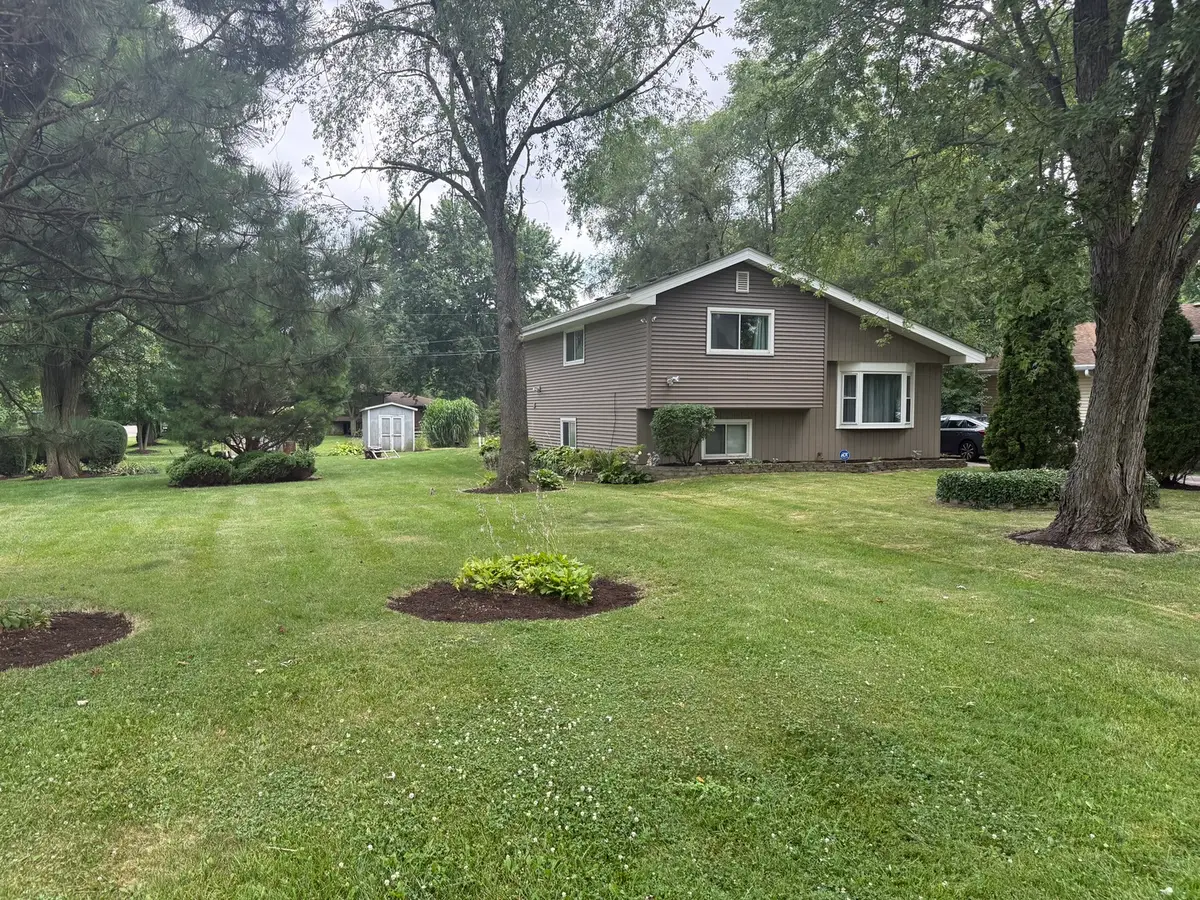 29W313 Ray Avenue, West Chicago, IL 60185 - #1
