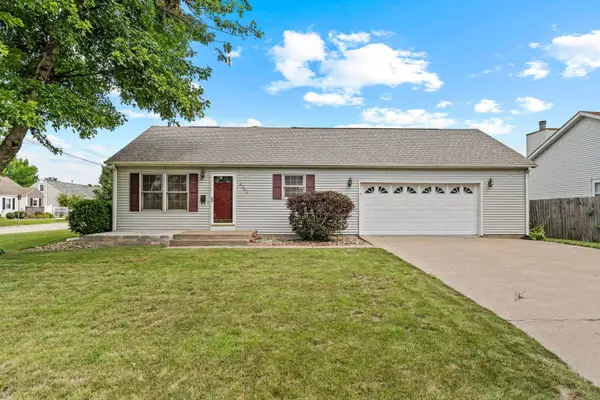 4303 27th Ave Court, Moline, IL 61265