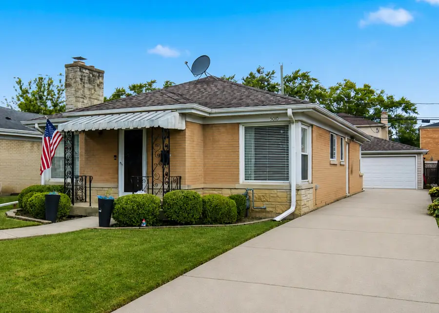 5010 Fargo Avenue, Skokie, IL 60077 - #2