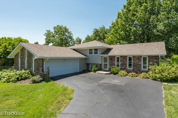 11S560 Whittington Lane, Naperville, IL 60564