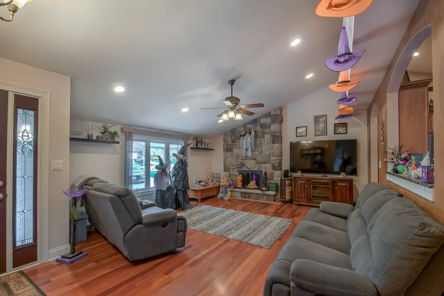 1605 S Regan Road, New Lenox, IL 60451 - #3