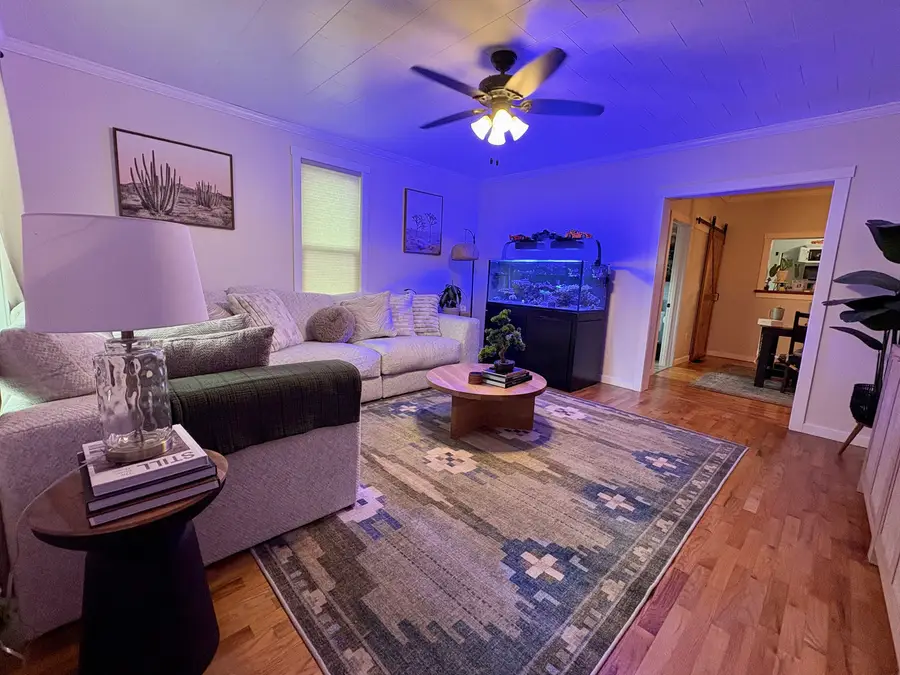 606 N Niles Avenue, Tuscola, IL 61953 - #3