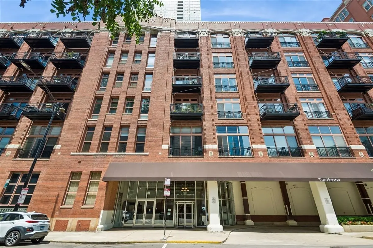 360 W Illinois Street #1F, Chicago, IL 60654 - #1