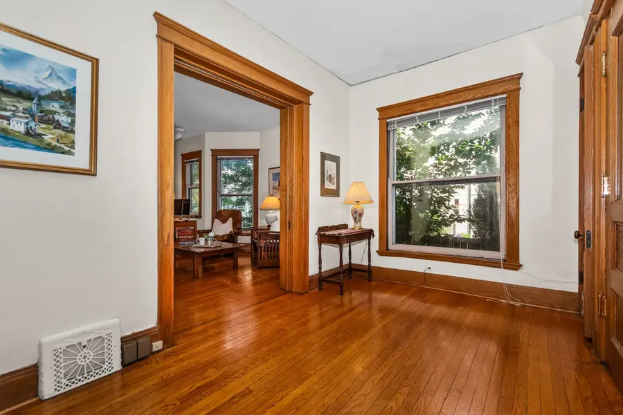 413 Dempster Street, Evanston, IL 60201 - #3