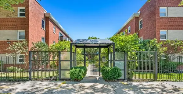 6421 N Damen Avenue #2W, Chicago, IL 60645