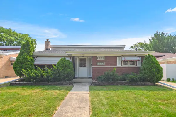 10525 S Kildare Avenue, Oak Lawn, IL 60453