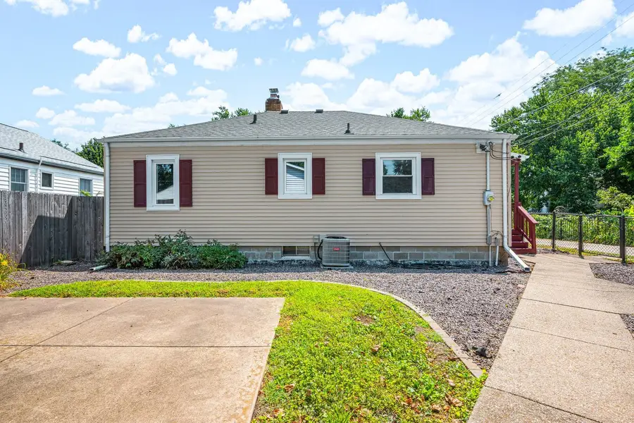 107 S Moore Street, Bloomington, IL 61701 - #3