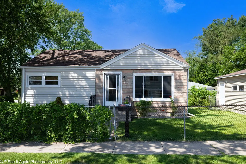 7300 W 114th Place, Worth, IL 60482 - #1