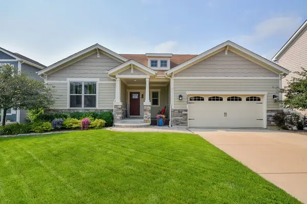 3529 Gallant Fox Drive, Elgin, IL 60124
