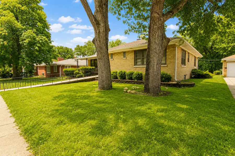 1067 Wentworth Avenue, Calumet City, IL 60409 - #3