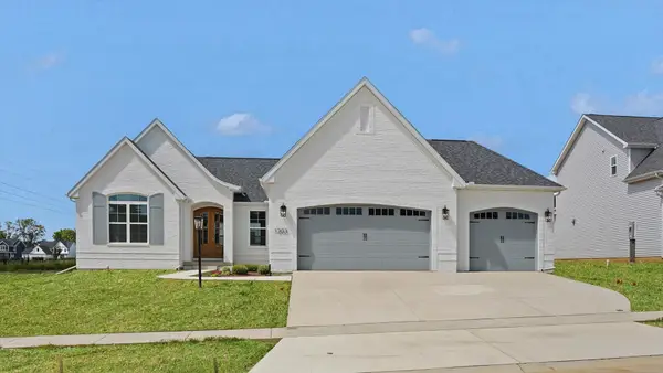 1203 Willowgrove Lane, Mahomet, IL 61853