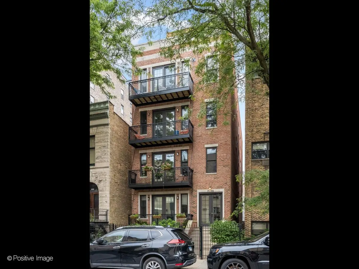 3156 N Cambridge Avenue #2, Chicago, IL 60657 - #1