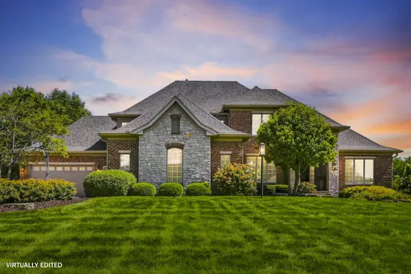 4861 Pigeon Creek Trail, Bettendorf, IA 52722