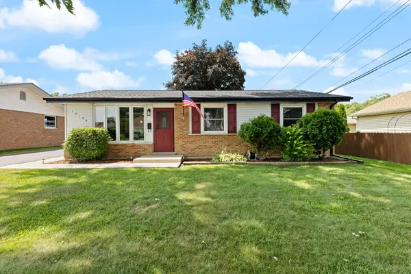 13108 Fairway Drive, Crestwood, IL 60418