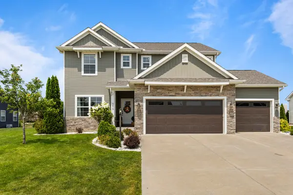 606 Weldon Springs Road, Monticello, IL 61856