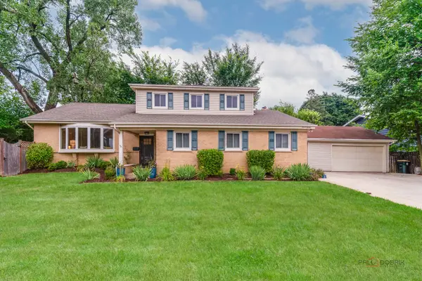 720 S Butterfield Road, Libertyville, IL 60048