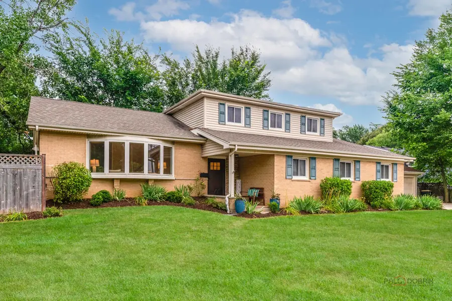 720 S Butterfield Road, Libertyville, IL 60048 - #2