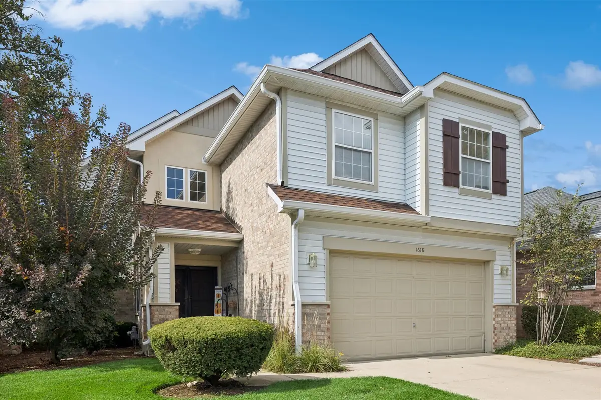 1618 Astor Avenue, Oakbrook Terrace, IL 60181 - #1