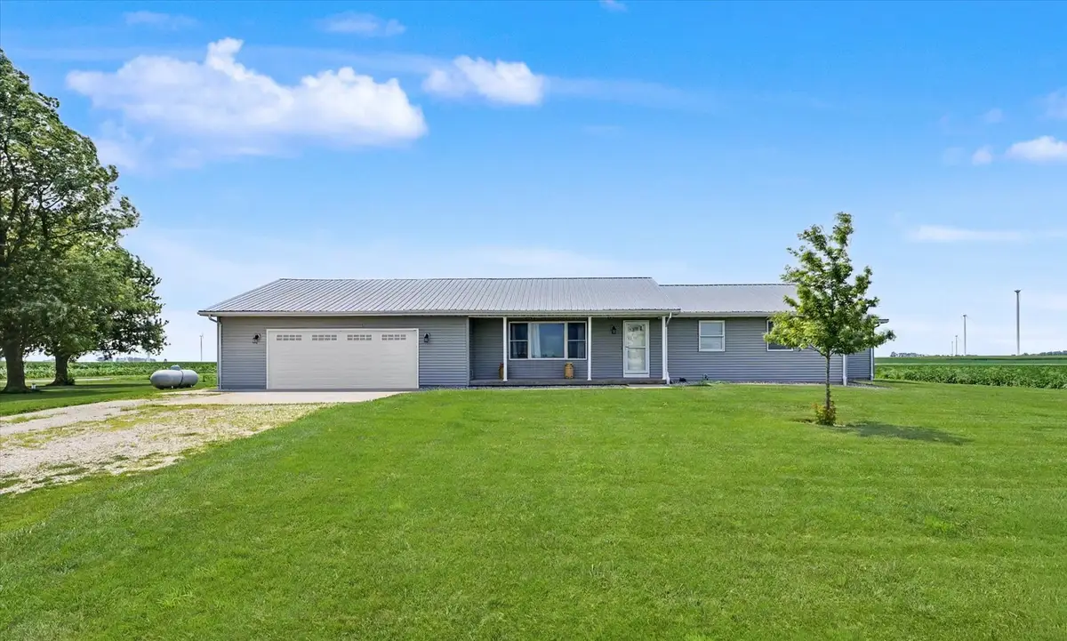 2499 County Road 2600, Penfield, IL 61862 - #1