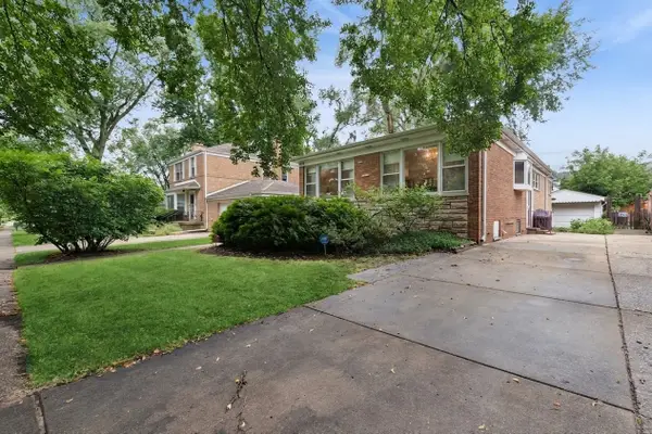 1619 Seward Street, Evanston, IL 60202