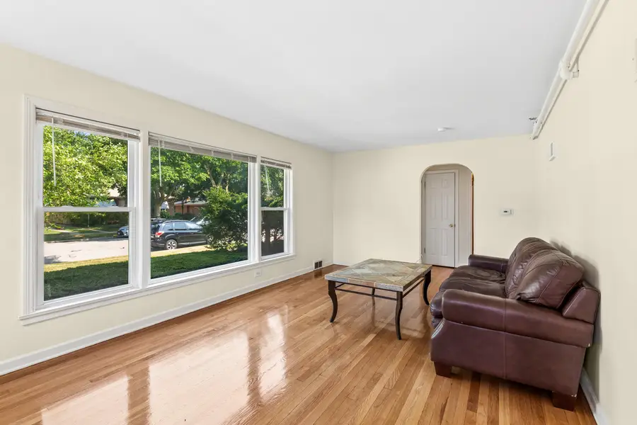 8222 Springfield Avenue, Skokie, IL 60076 - #3