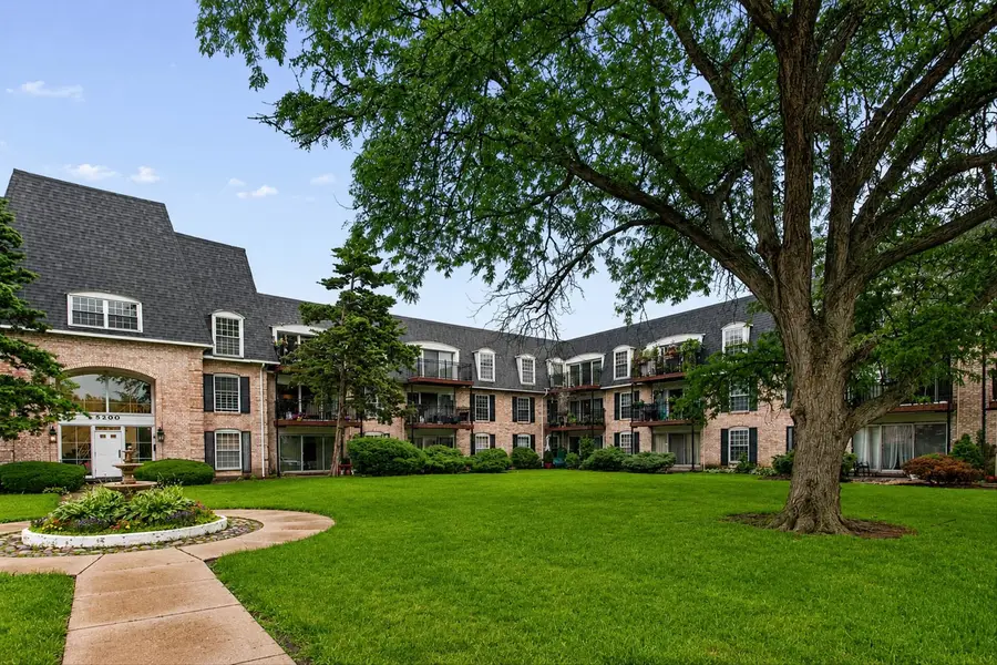 5200 Carriageway Drive #317, Rolling Meadows, IL 60008 - #3