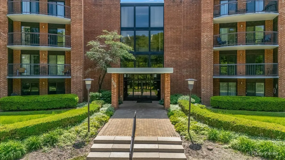 1605 E Central Road #301A, Arlington Heights, IL 60005 - #1