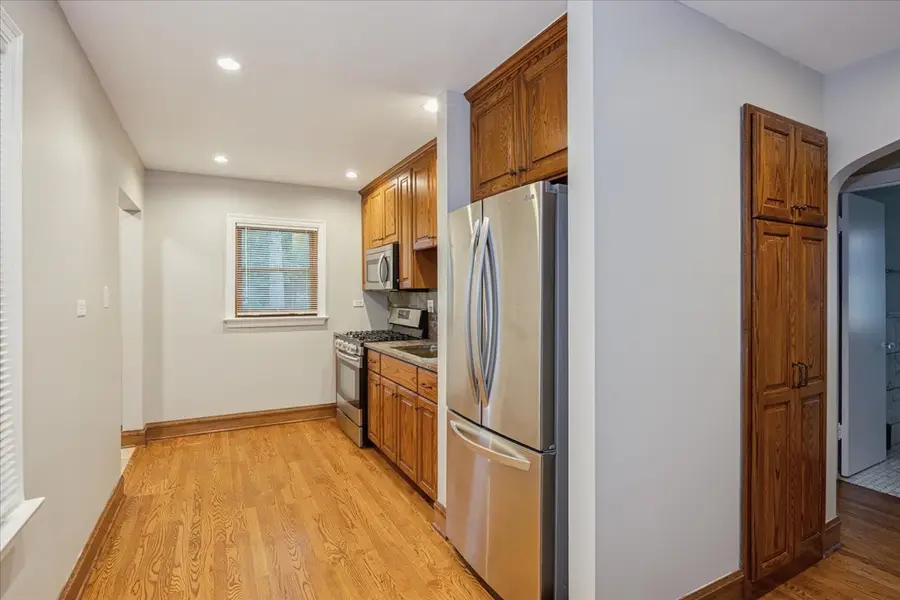 9048 Maple Avenue, Burr Ridge, IL 60527 - #3